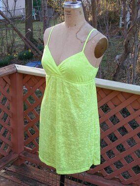 NEW size L TENDER SECRETS Sweet Highlighter Yellow Bright Nightie Chemise